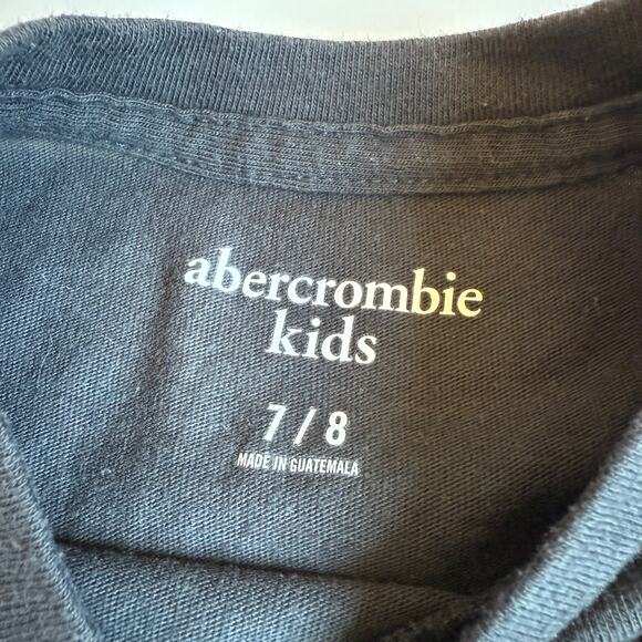 Abercrombie Kids Black Graphic Crewneck T-Shirt Bundle 7/8 - Picture 8 of 12